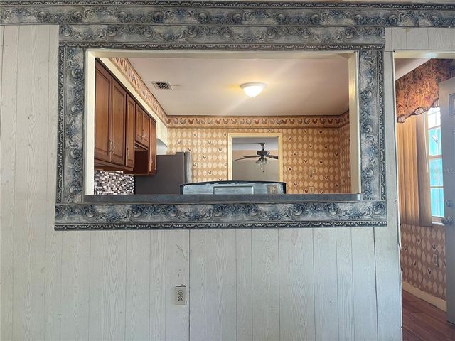 4103 E HANNA AVENUE, Tampa, FL 33610