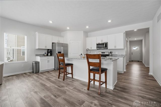 5166 Windbrooke Drive, Tipp City, OH 45371