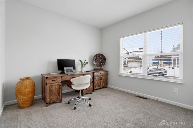 5166 Windbrooke Drive, Tipp City, OH 45371