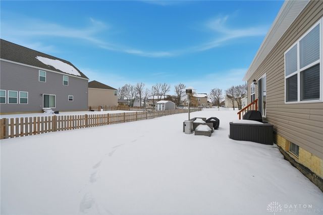 5166 Windbrooke Drive, Tipp City, OH 45371