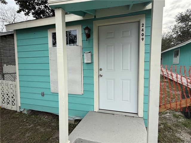 2411 Morris St, Corpus Christi, TX 78405