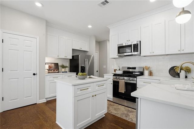 3512 Wellsley Drive, Powder Springs, GA 30127