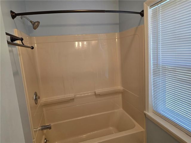5166 Springmill Road, Whitehall Twp, PA 18052
