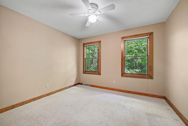 16920 5th Avenue N, Plymouth, MN 55447