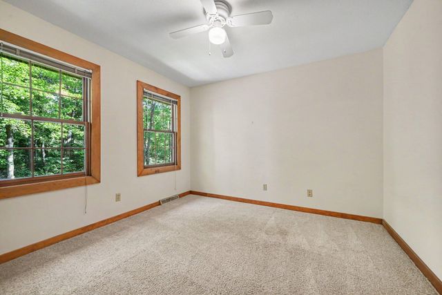 16920 5th Avenue N, Plymouth, MN 55447