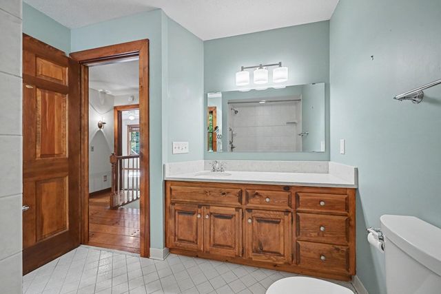 16920 5th Avenue N, Plymouth, MN 55447