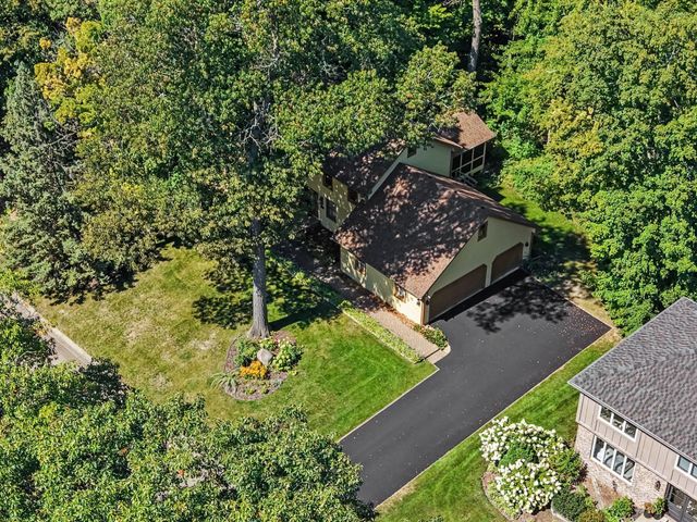 16920 5th Avenue N, Plymouth, MN 55447