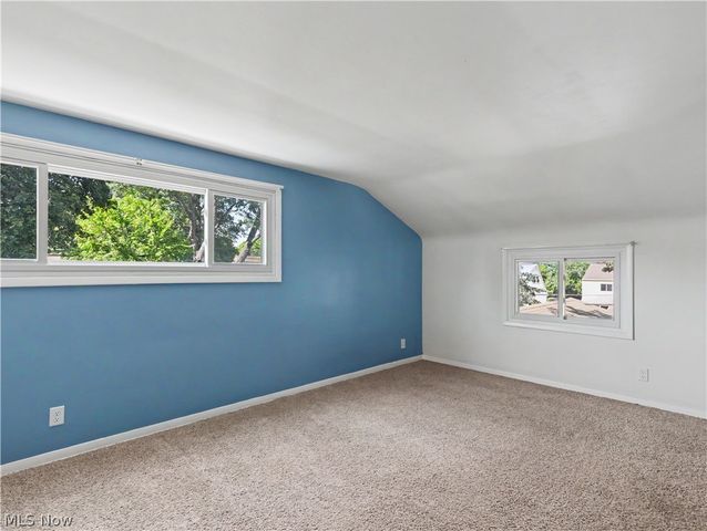 1515 Collinwood Circle, Cuyahoga Falls, OH 44221
