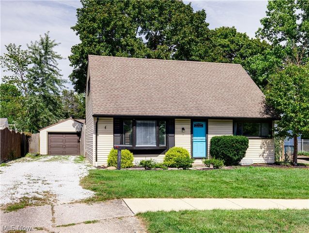 1515 Collinwood Circle, Cuyahoga Falls, OH 44221