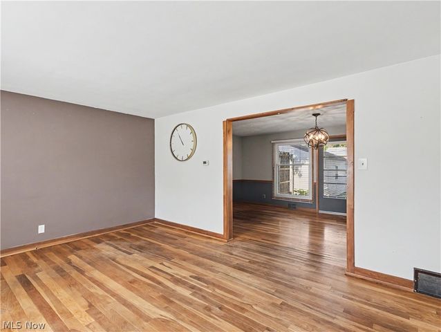 1515 Collinwood Circle, Cuyahoga Falls, OH 44221