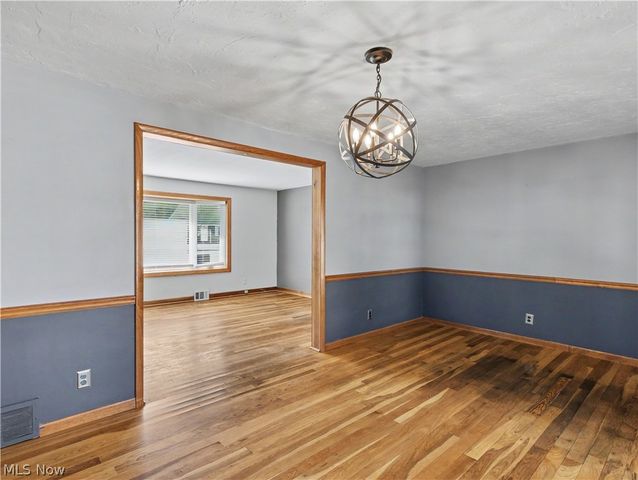 1515 Collinwood Circle, Cuyahoga Falls, OH 44221
