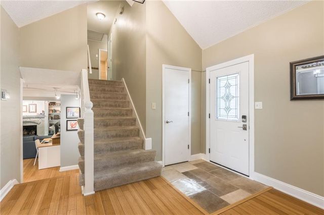 5909 N Norton Avenue, Gladstone, MO 64119