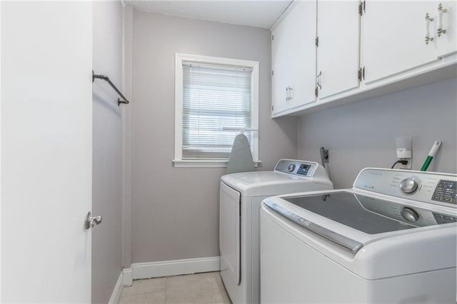 5909 N Norton Avenue, Gladstone, MO 64119