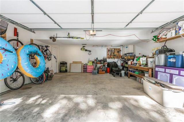 5909 N Norton Avenue, Gladstone, MO 64119