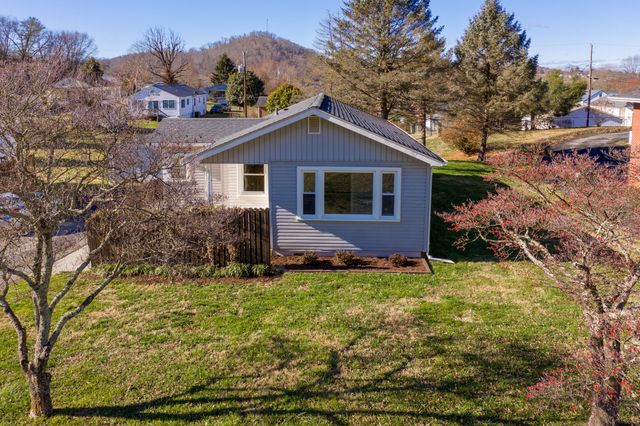 1011 Nave Street, Elizabethton, TN 37643