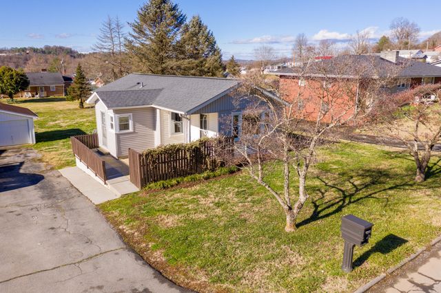 1011 Nave Street, Elizabethton, TN 37643