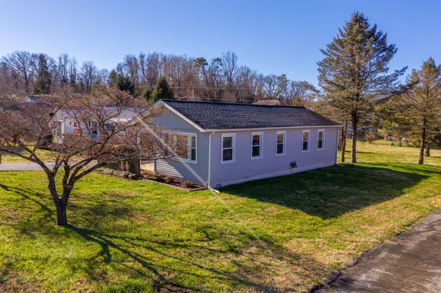 1011 Nave Street, Elizabethton, TN 37643