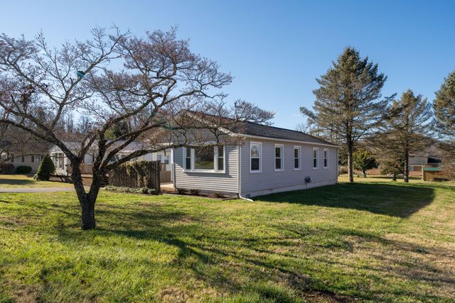 1011 Nave Street, Elizabethton, TN 37643