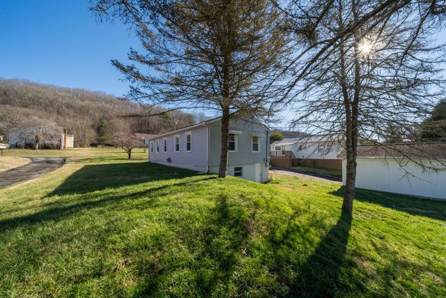 1011 Nave Street, Elizabethton, TN 37643