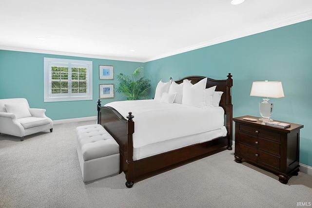 5382 E SR 162, Santa Claus, IN 47579