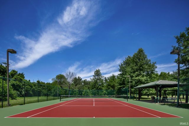 5382 E SR 162, Santa Claus, IN 47579