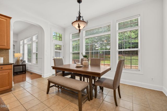 1049 Kennicott Avenue, Cary, NC 27513