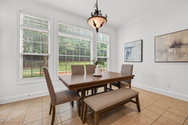1049 Kennicott Avenue, Cary, NC 27513
