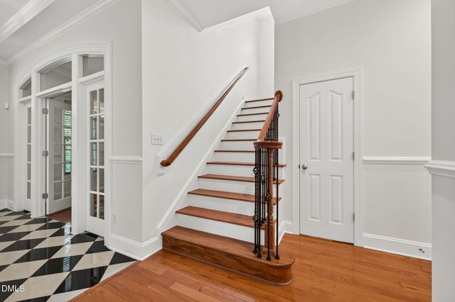 1049 Kennicott Avenue, Cary, NC 27513