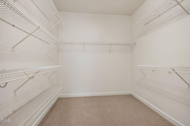 1049 Kennicott Avenue, Cary, NC 27513