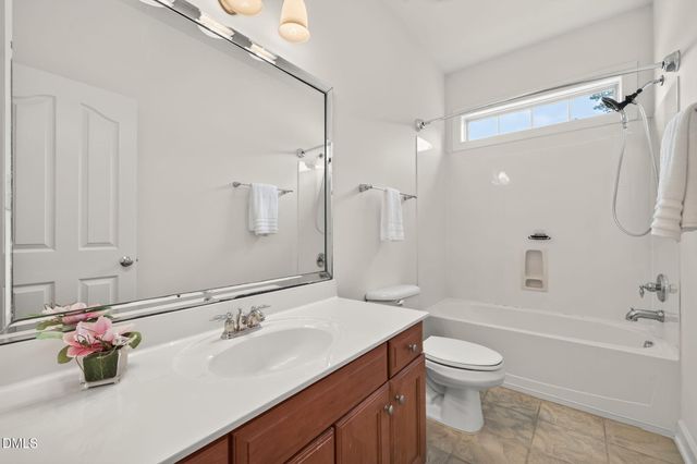 1049 Kennicott Avenue, Cary, NC 27513