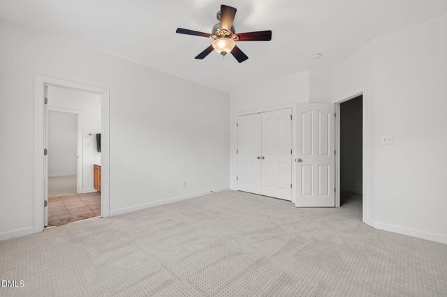 1049 Kennicott Avenue, Cary, NC 27513