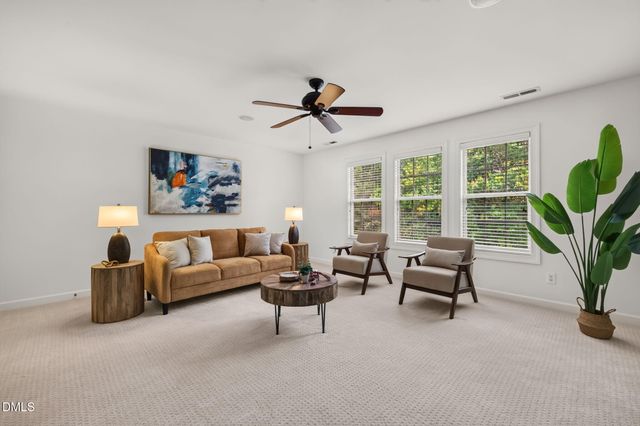 1049 Kennicott Avenue, Cary, NC 27513