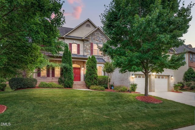 1049 Kennicott Avenue, Cary, NC 27513