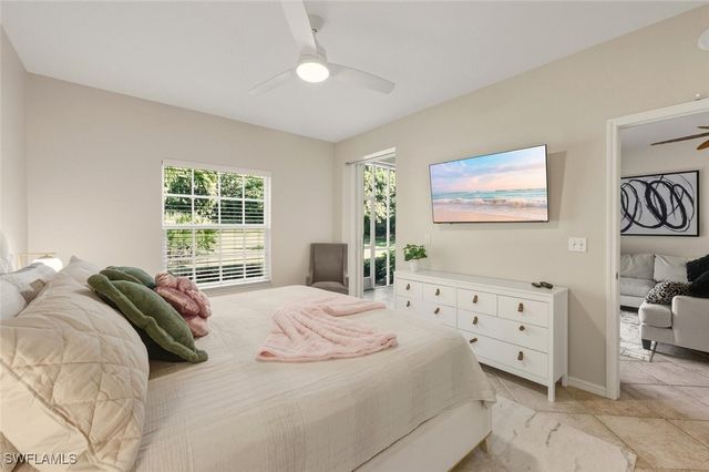 871 Tanbark DR 102, Naples, FL 34108