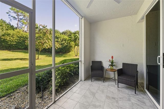 871 Tanbark DR 102, Naples, FL 34108