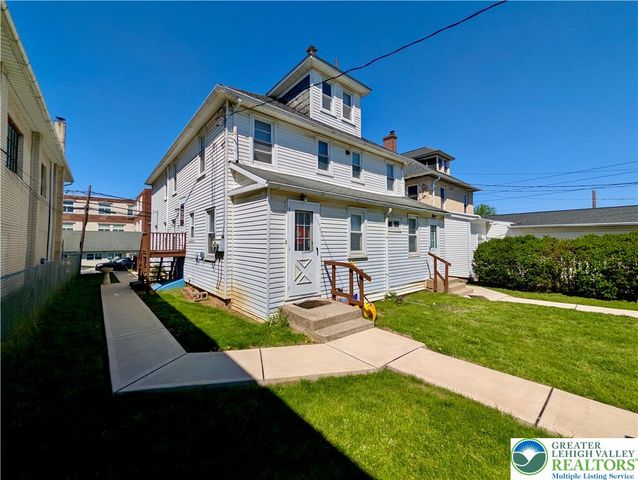 1083 Main Street, Hellertown Boro, PA 18055