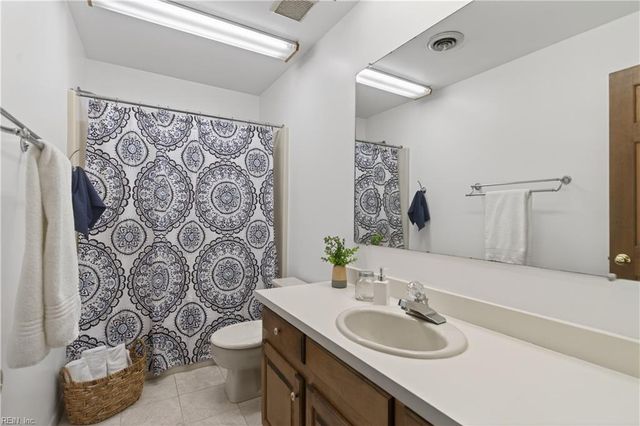 4504 Michael Thomas CT, Chesapeake, VA 23321