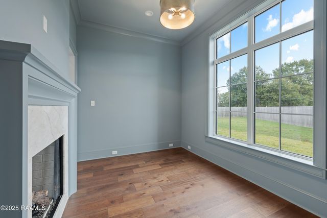 619 Gunter Grass Court, Lafayette, LA 70508