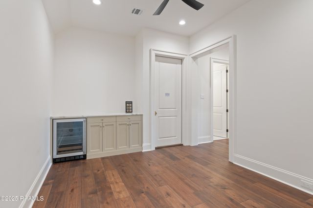 619 Gunter Grass Court, Lafayette, LA 70508