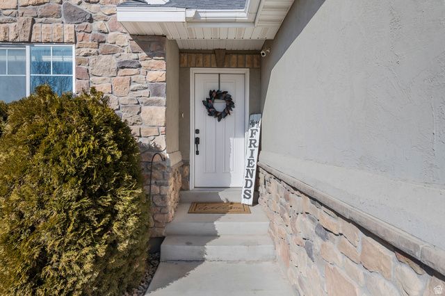 1587 E SMITHFIELD DR, Eagle Mountain, UT 84005