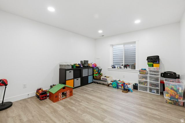 1587 E SMITHFIELD DR, Eagle Mountain, UT 84005