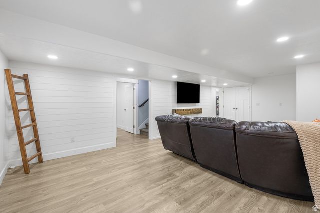 1587 E SMITHFIELD DR, Eagle Mountain, UT 84005