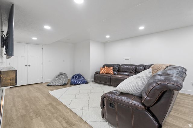 1587 E SMITHFIELD DR, Eagle Mountain, UT 84005