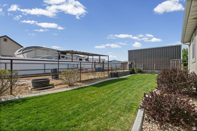 1587 E SMITHFIELD DR, Eagle Mountain, UT 84005