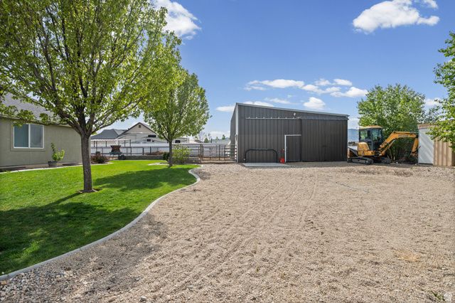1587 E SMITHFIELD DR, Eagle Mountain, UT 84005