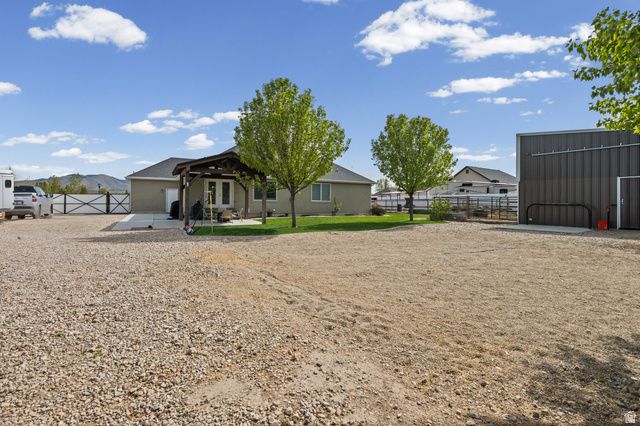 1587 E SMITHFIELD DR, Eagle Mountain, UT 84005
