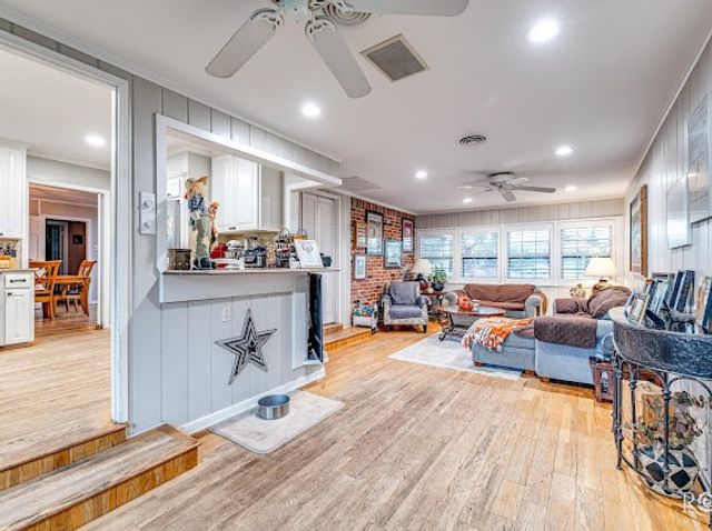 2402 Live Oak Street, San Angelo, TX 76901