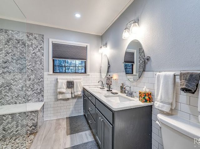 2402 Live Oak Street, San Angelo, TX 76901