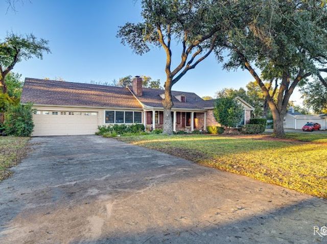 2402 Live Oak Street, San Angelo, TX 76901