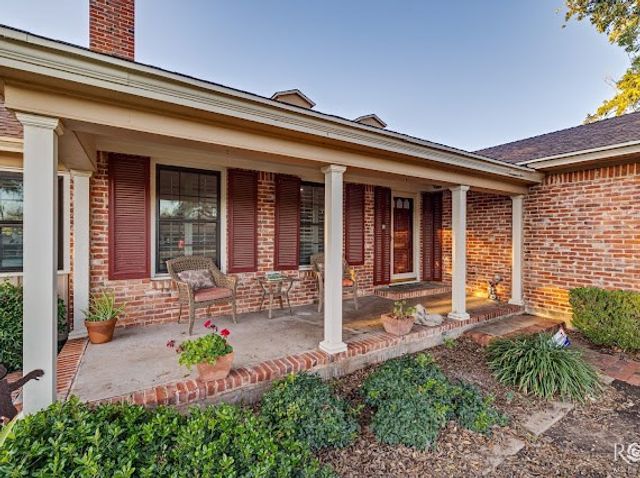 2402 Live Oak Street, San Angelo, TX 76901